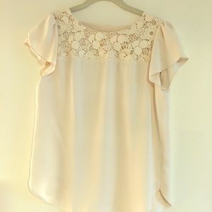 Feminine Cream Loft Blouse